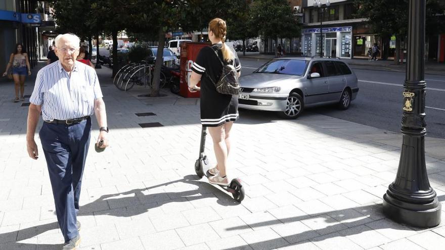 Patinetes eléctricos: fuera de aceras y zonas peatonales y con pruebas de alcohol