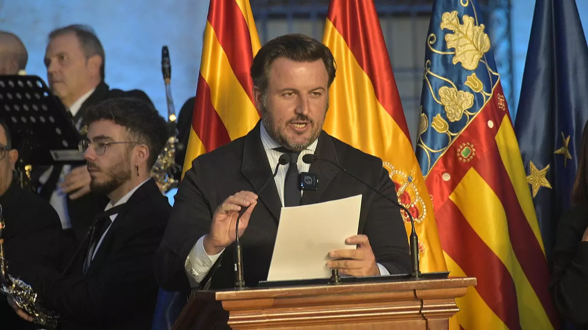 Al alcalde de Elche tras el Día de la Hispanidad