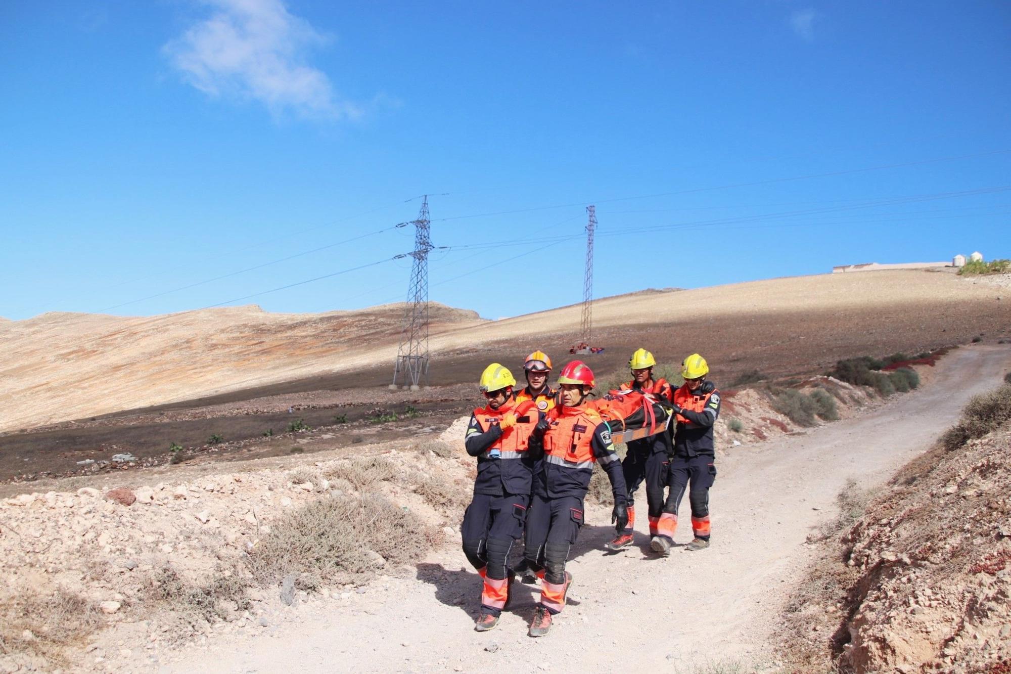Simulacro de rescate de montaña en Femés