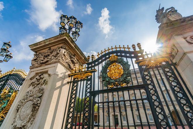 The Buckingham Palace, Reino Unido