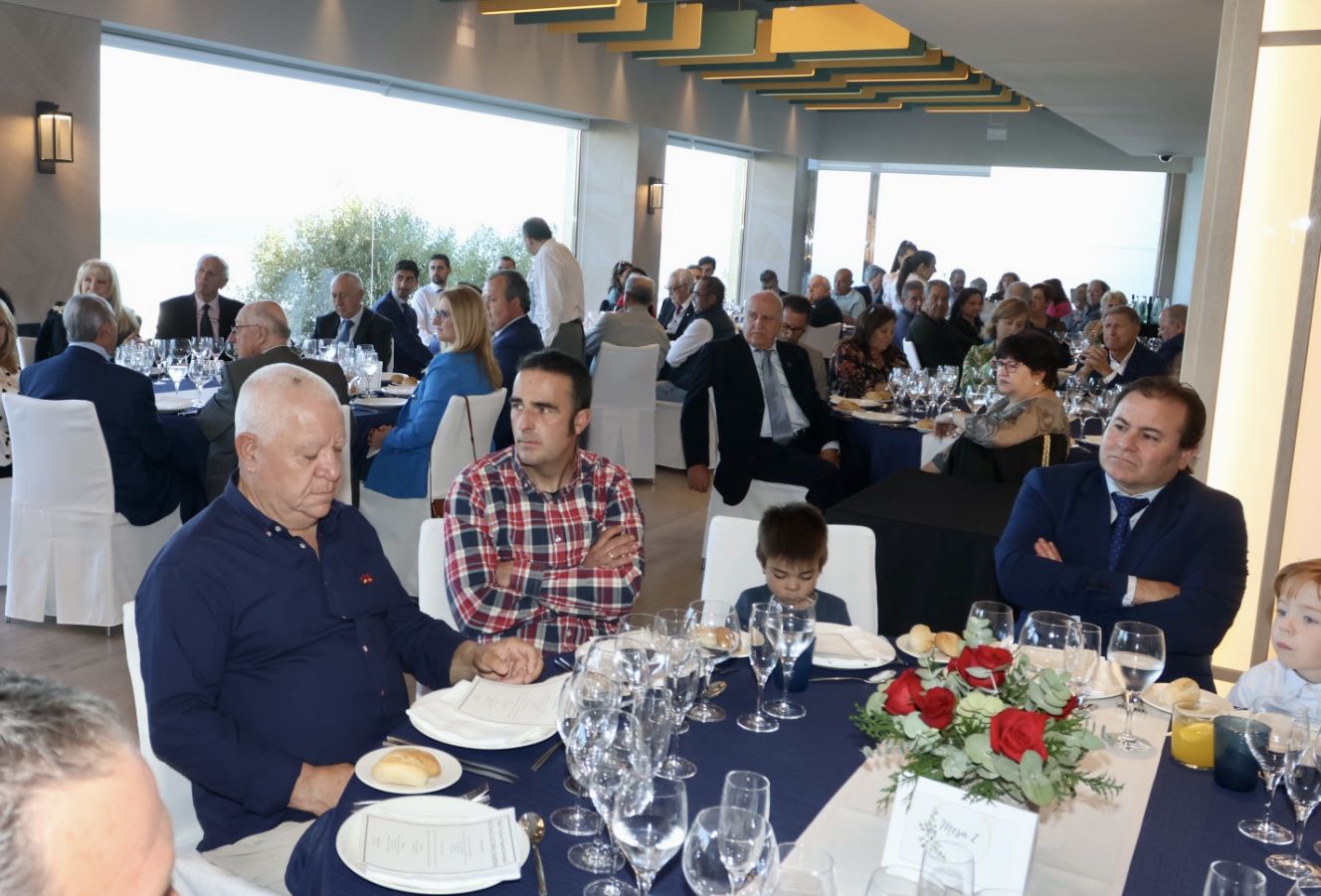 La Asocición Taurina Puerta Grande entraga sus premios en su 22 aniversario en Alicante