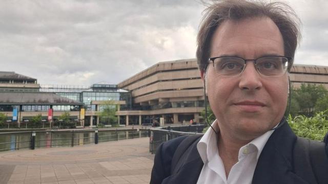 Pablo Sánchez, en los archivos nacionales de Londres |