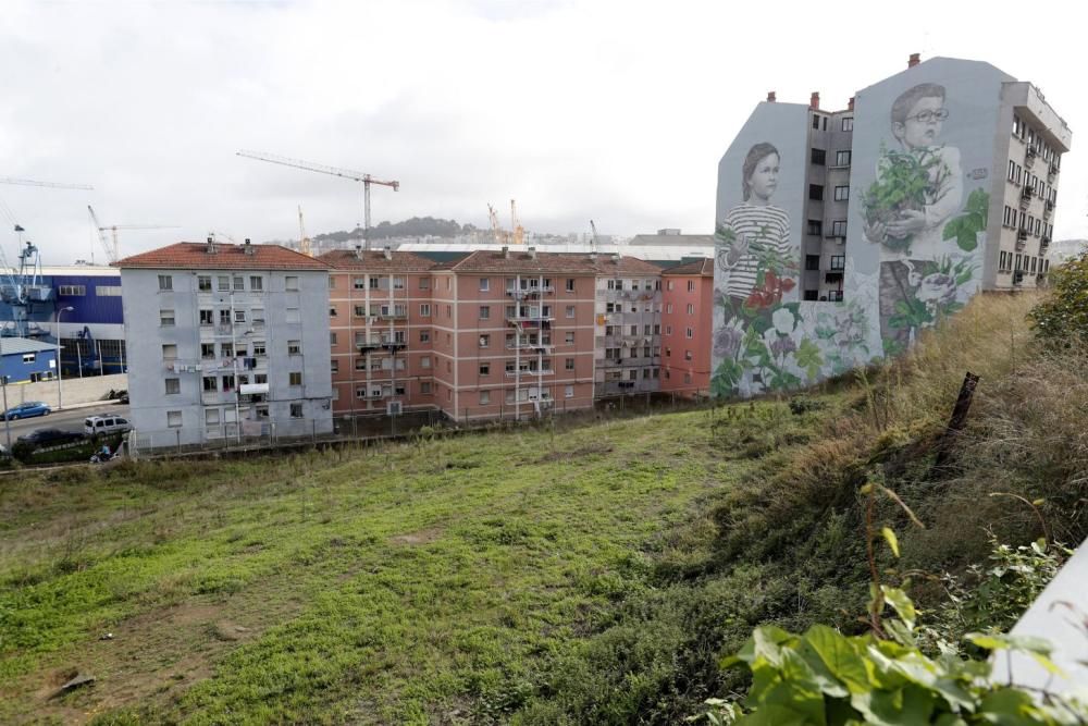 Los lienzos que dibujan Vigo. // FdV