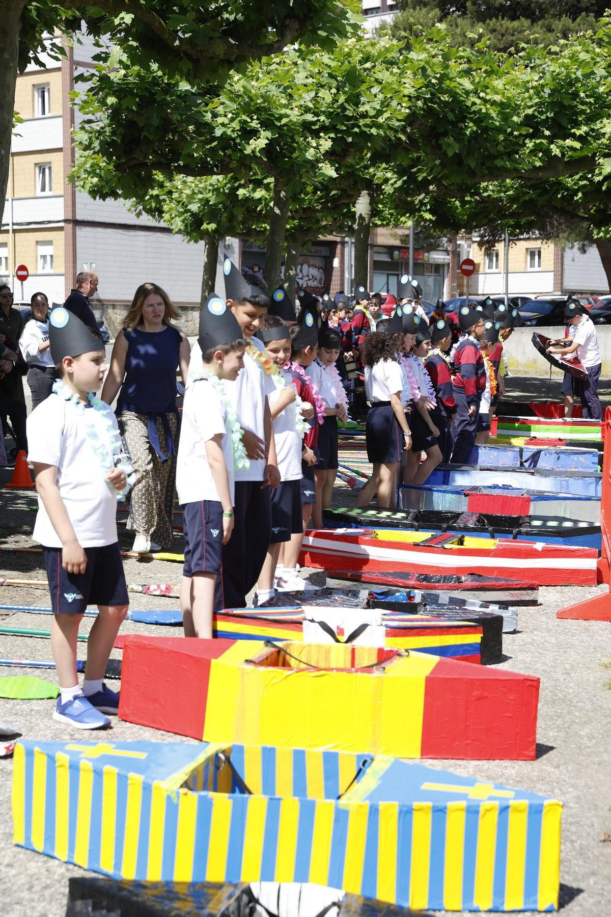 El colegio Juan Pablo II-San Miguel recrea el Descenso del Sella (en imágenes)