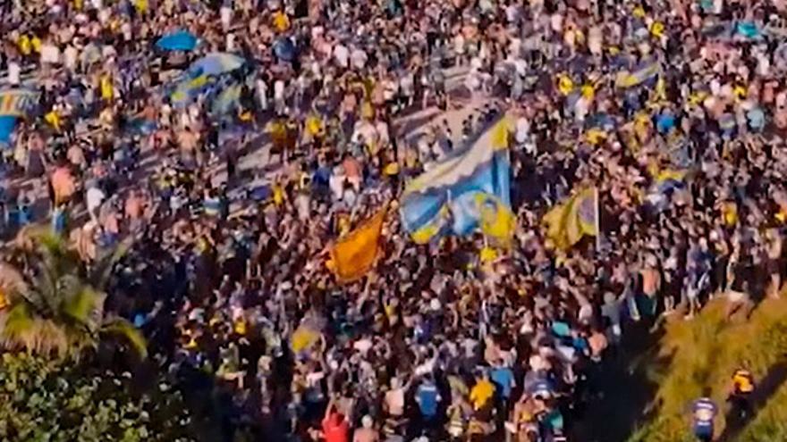 ¡Los aficionados de Boca invaden las playas de Miami!