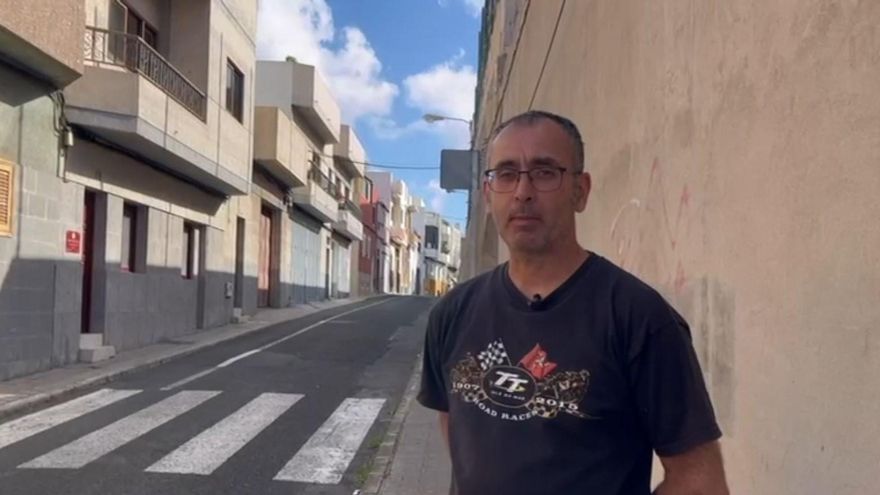 Un vecino denuncia que los vehículos transitan a alta velocidad en Lomo Apolinario