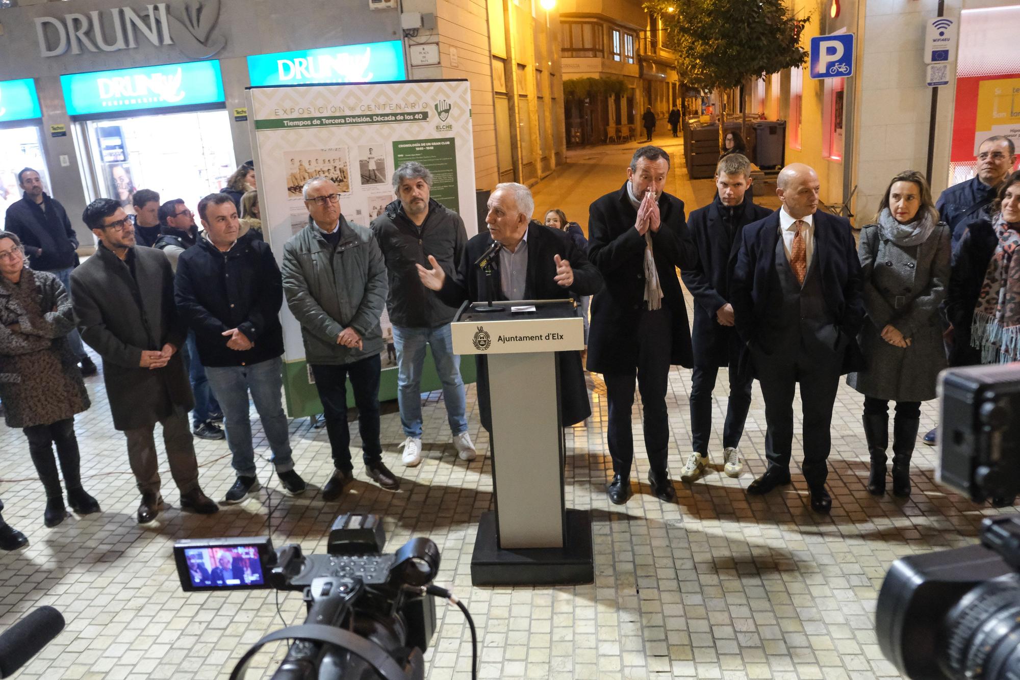 La exposición "100 años de sentimiento franjiverde" llega al centro de la ciudad