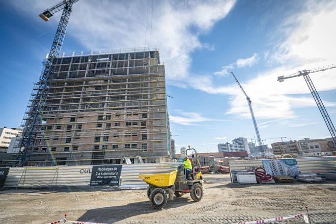 Badalona anuncia la construcción de 772 viviendas de las que solo 130 se levantarán en la zona rural de Can Colomer