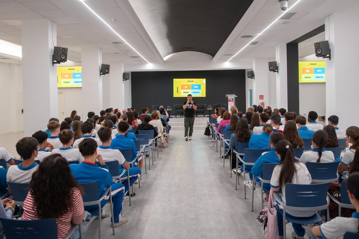 Jonathan Suárez, CEO de la Fábrica de Inconformistas.