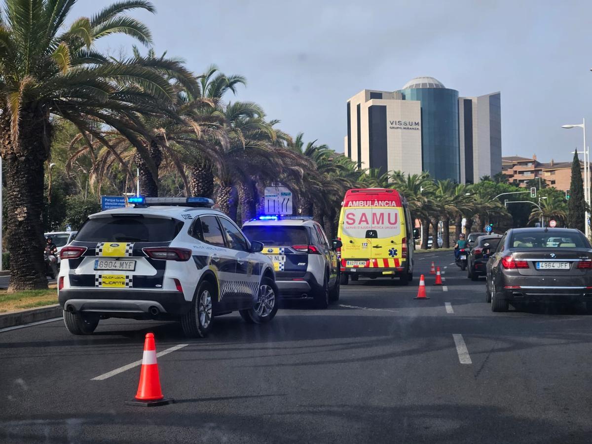 Imagen del accidente en la avenida de Dénia.