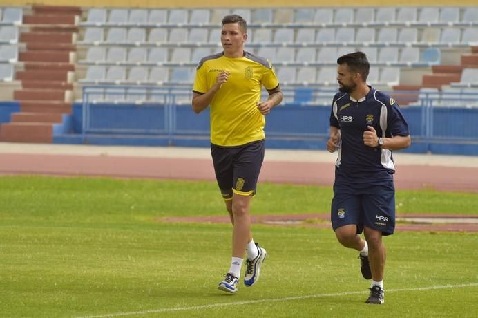 Entrenamiento de la UDLP en el Estadio Municipal ...