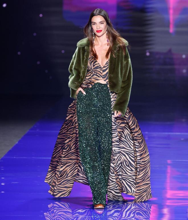 Joana Sanz en el desfile de Lola Casademunt