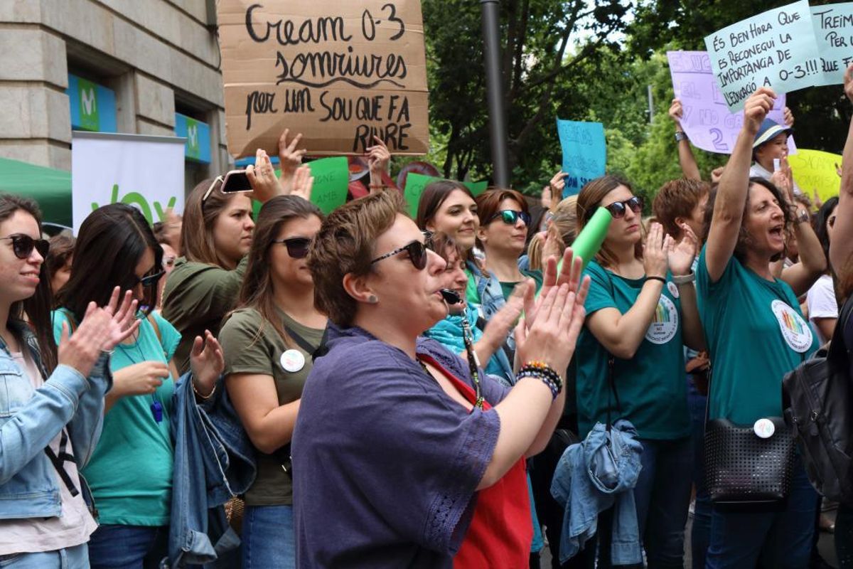 Las trabajadoras de las escoletes se movilizan para pedir un sueldo digno