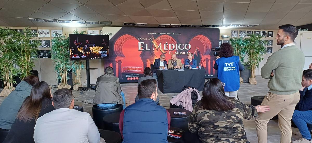 Presentación de la programación en el Ambigú del Teatro Municipal