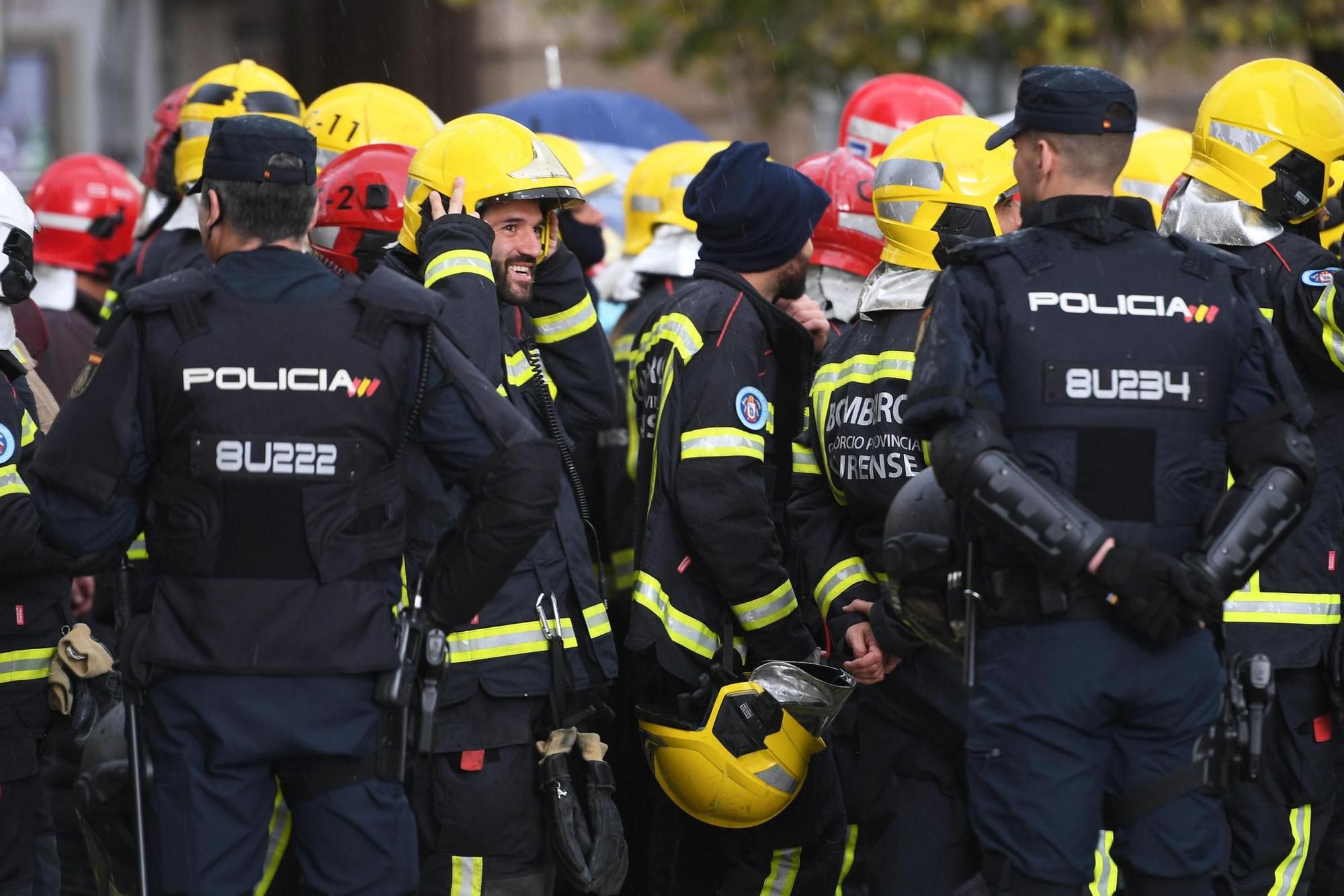 Concentración de bomberos comarcales en A Coruña