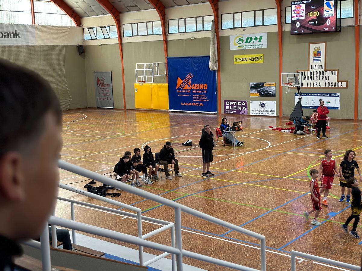 Imagen del polideportivo con el nuevo marcador.