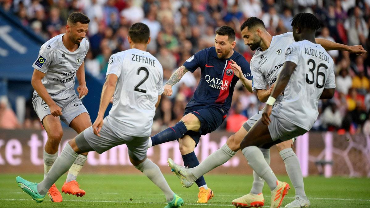 Messi, ante el Clermont