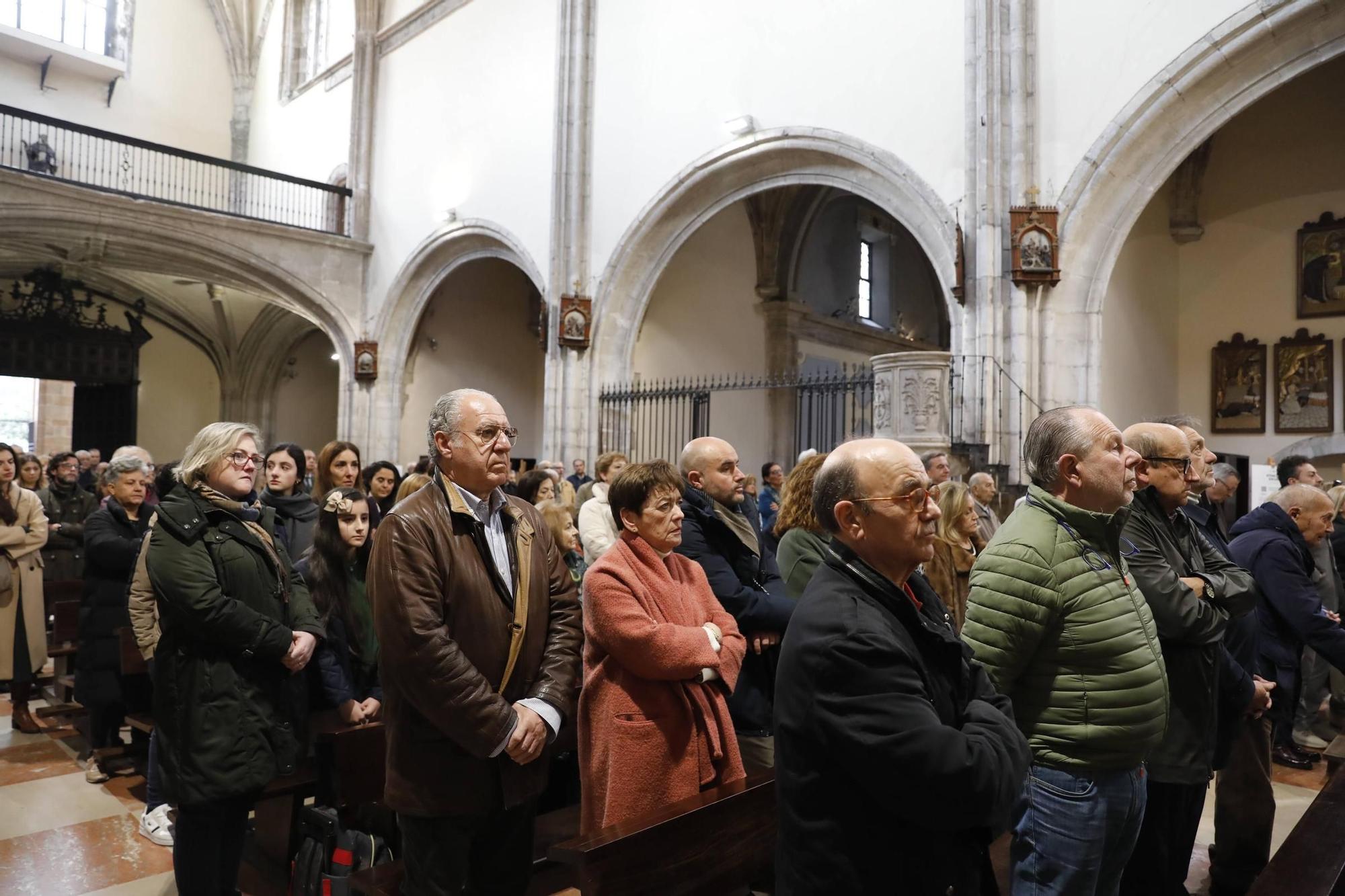 EN IMÁGENES: Así fue el emotivo adiós a Chema Feito, el profesor que llevó por bandera "el espíritu dominico"