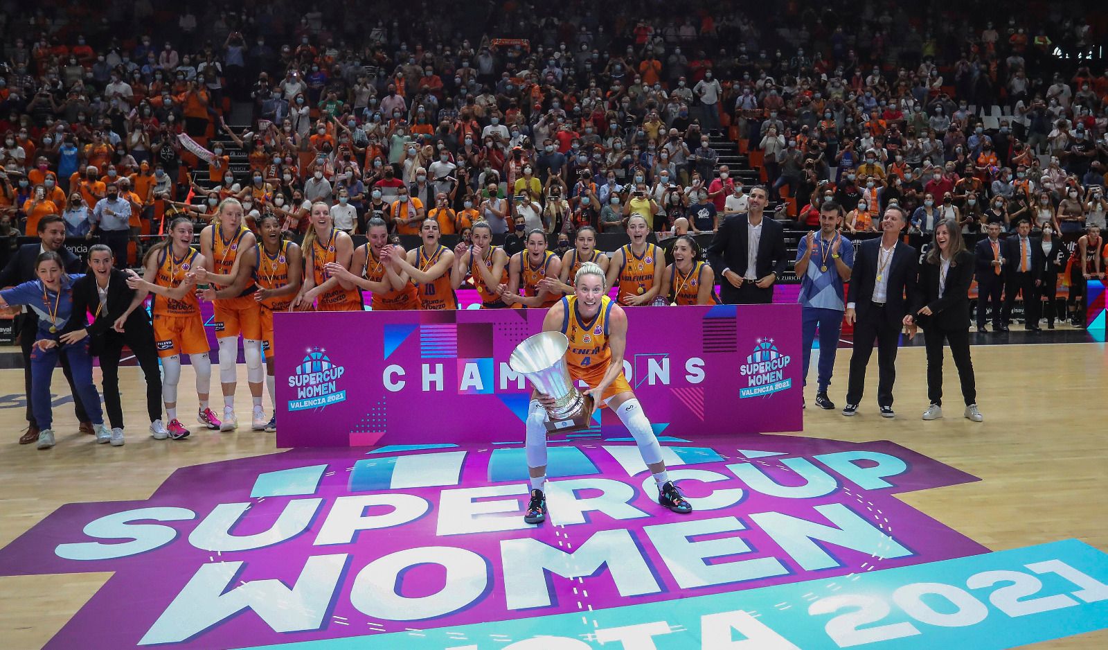 El Valencia Basket conquista la Supercopa de Europa (75-68)