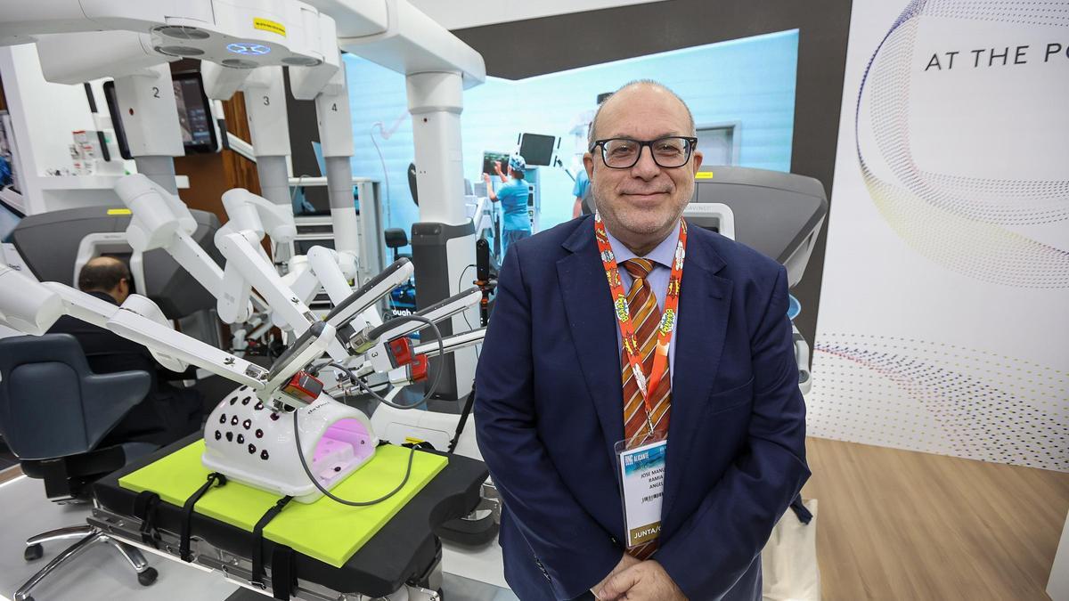 El doctor del Hospital de Alicante José Manuel Ramia