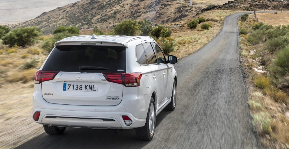 Mitsubishi Outlander Phev 2019