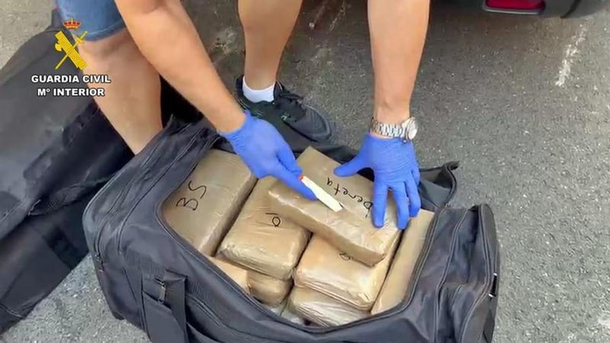 Vídeo | Así ha sido la operación policial en Talavera la Real (Badajoz)