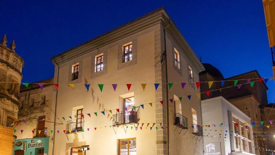 La Casa de Cultura Salvador Cardona Miralles de Oliva abre sus puertas tras 17 años de trámites y obras