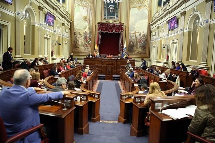 GRAFCAN2100. SANTA CRUZ DE TENERIFE, 26/03/2019.- El pleno del Parlamento de Canarias celebró este martes su último sesión de esta legislatura. EFE/ Cristóbal García