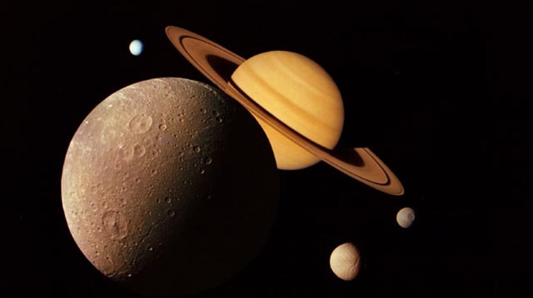 Un montaje de imágenes del sistema de Saturno