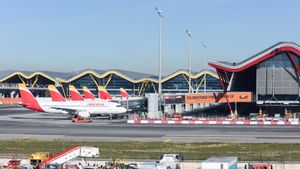 Aviones en el aeropuerto de Barajas.