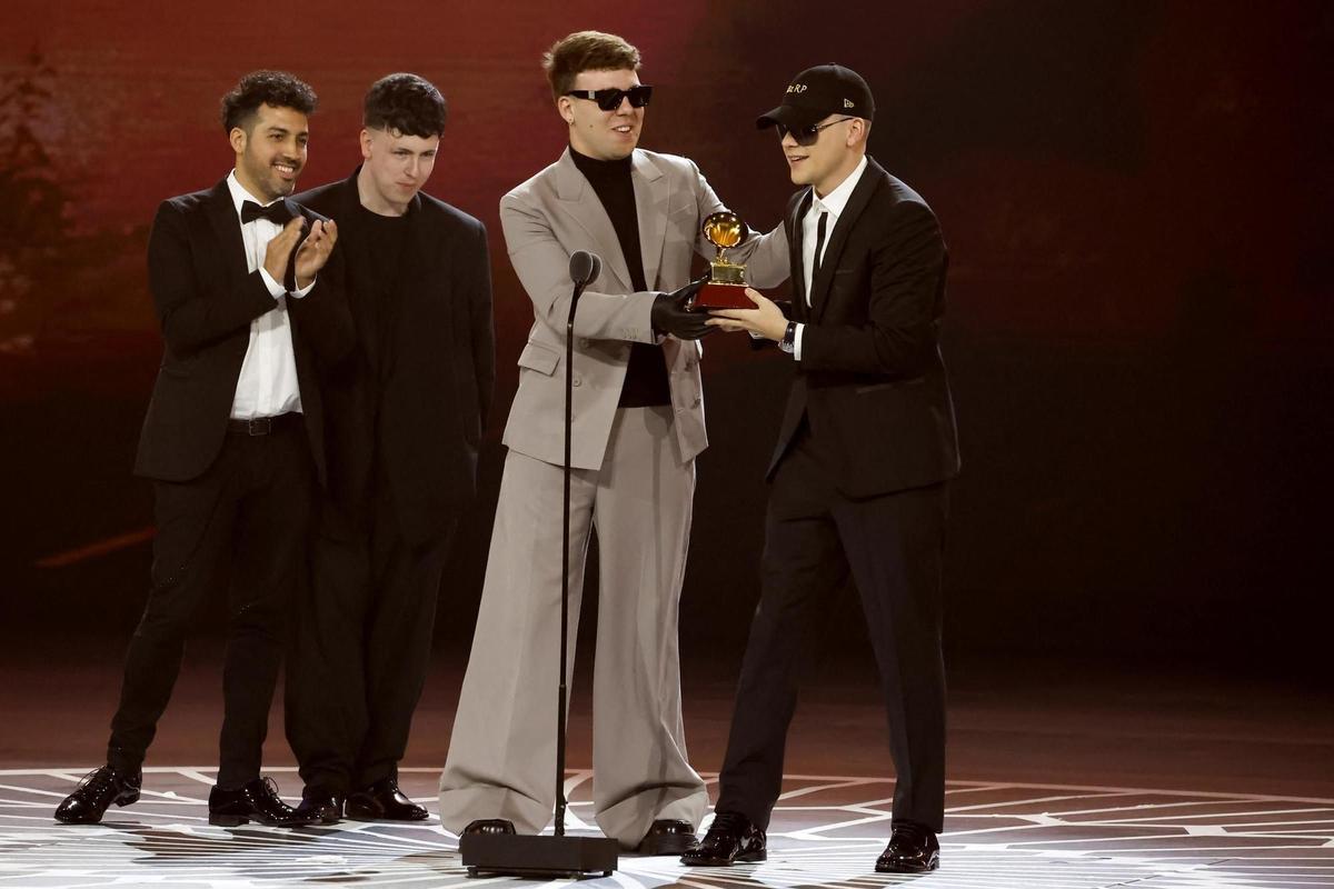 Quevedo triunfa en los Latin Grammy