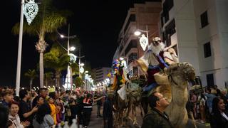 Los Reyes Magos de Oriente congregan a más de 10.000 personas en Arrecife