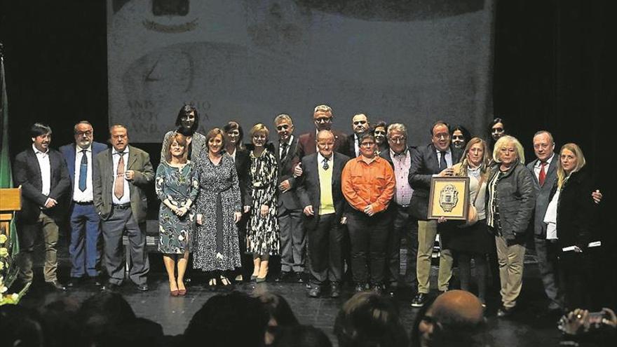 Villa del Río reconoce a sus vecinos por el Día de Andalucía