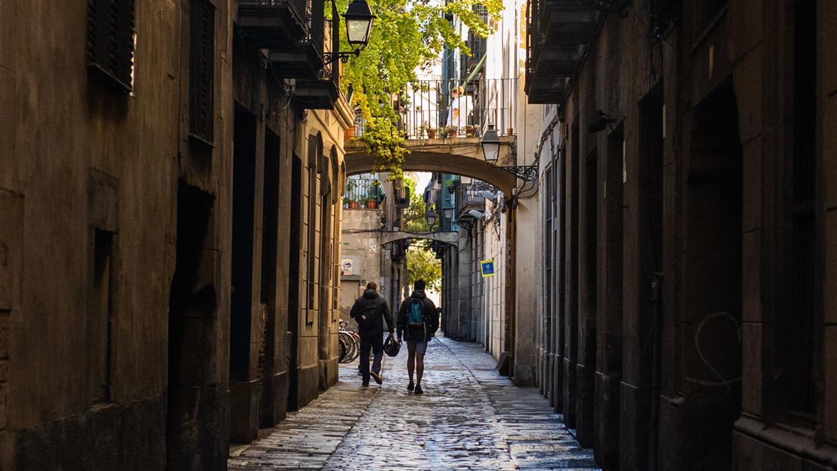 Carabassa: adoquines y puentecitos elevados.