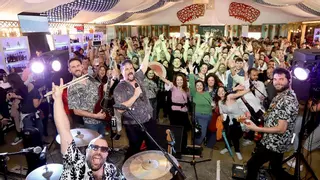 Los 'temazos' que suenan este año en las casetas de la Feria de Córdoba