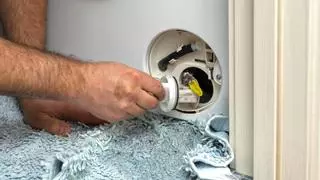 Cómo limpiar el filtro de la lavadora y ahorrar mucho dinero en averías
