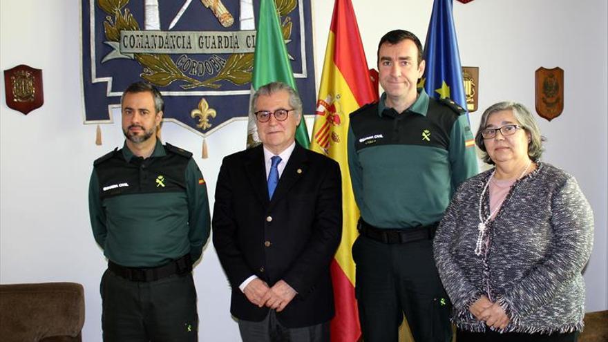 Colegio de Médicos y Guardia Civil previenen las agresiones a sanitarios