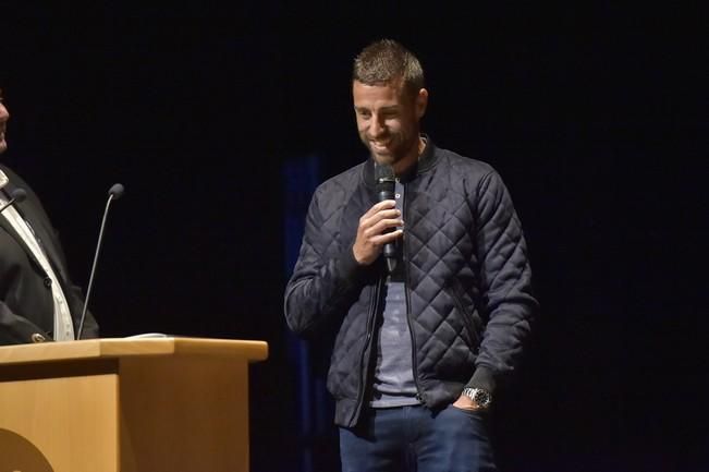 Presentación del libro sobre el entrenador de ...