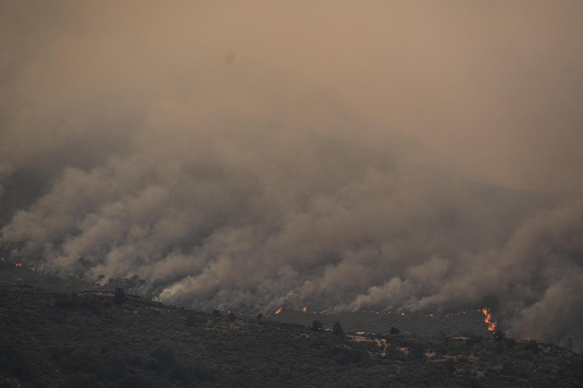 Nueve días de 'infierno': las imágenes del incendio y testimonios de vecinos de La Garganta