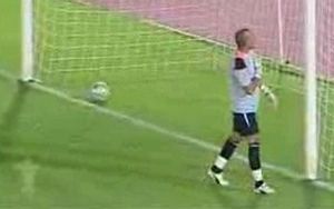 El gol més tonto del món.
