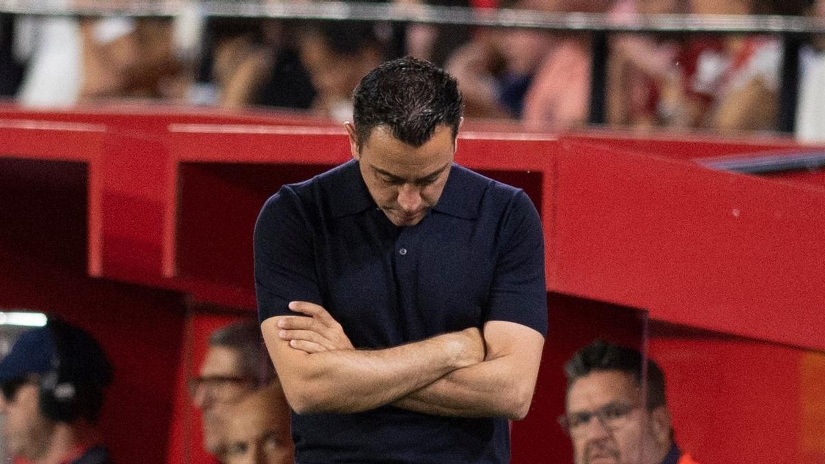 Xavi Hernández, en su último partido como técnico del Barça, en el Pizjuán.