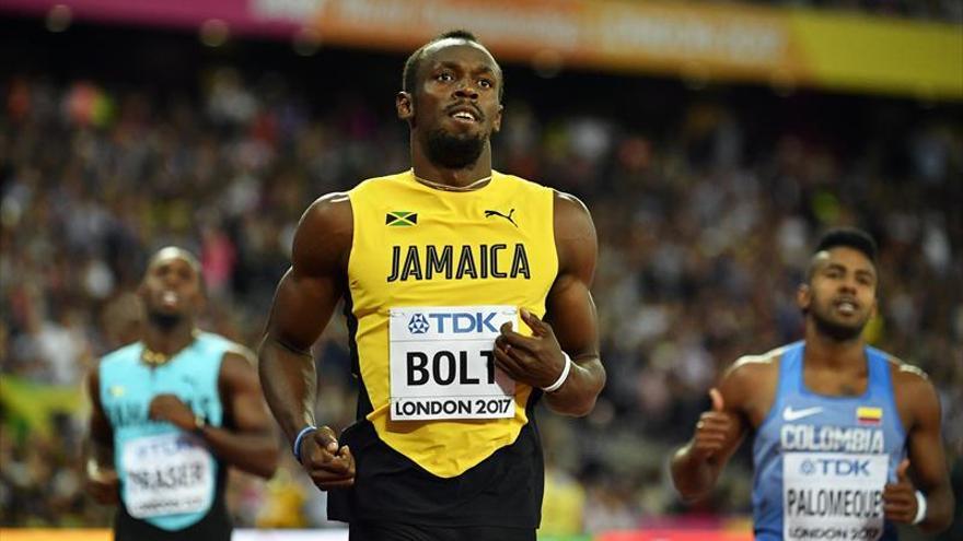 Usain Bolt empieza su cuenta atrás sin forzar