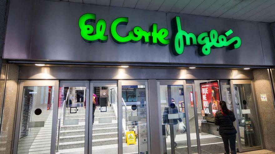 El Corte Inglés abre más secciones al público con la llegada de la fase1