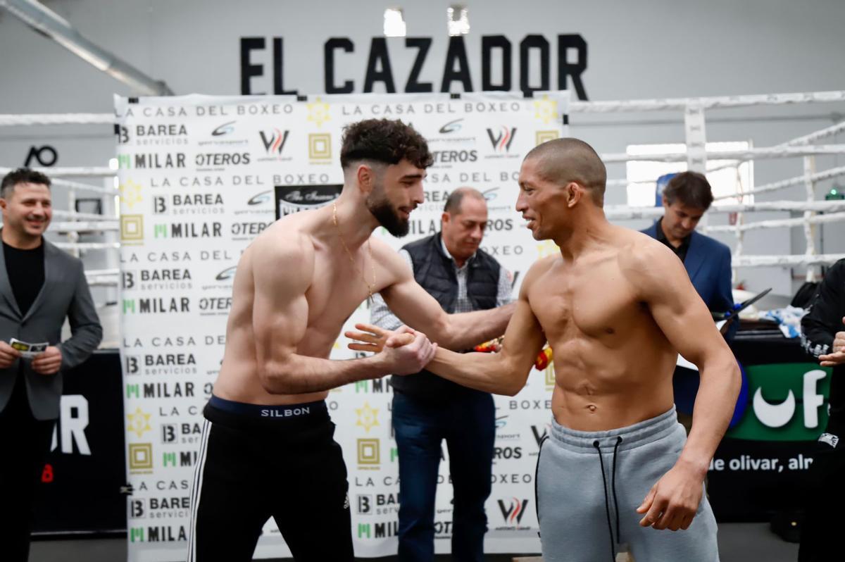 Las imágenes del pesaje de El Cazador Jr y Ronny Landaeta Las imágenes del pesaje de El Cazador Jr y Ronny Landaeta