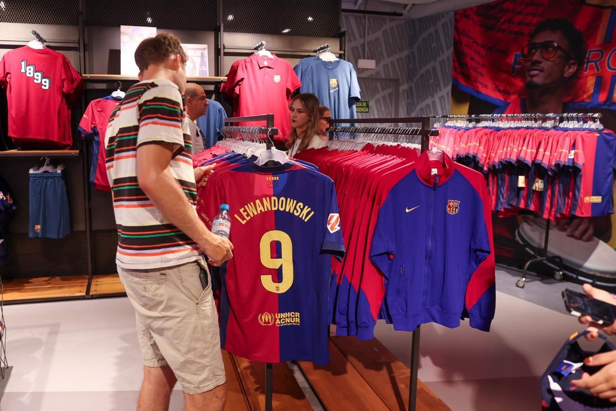 Pasión por Lamine Yamal y la nueva camiseta del Barça Pasión por Lamine Yamal y la nueva camiseta del Barça