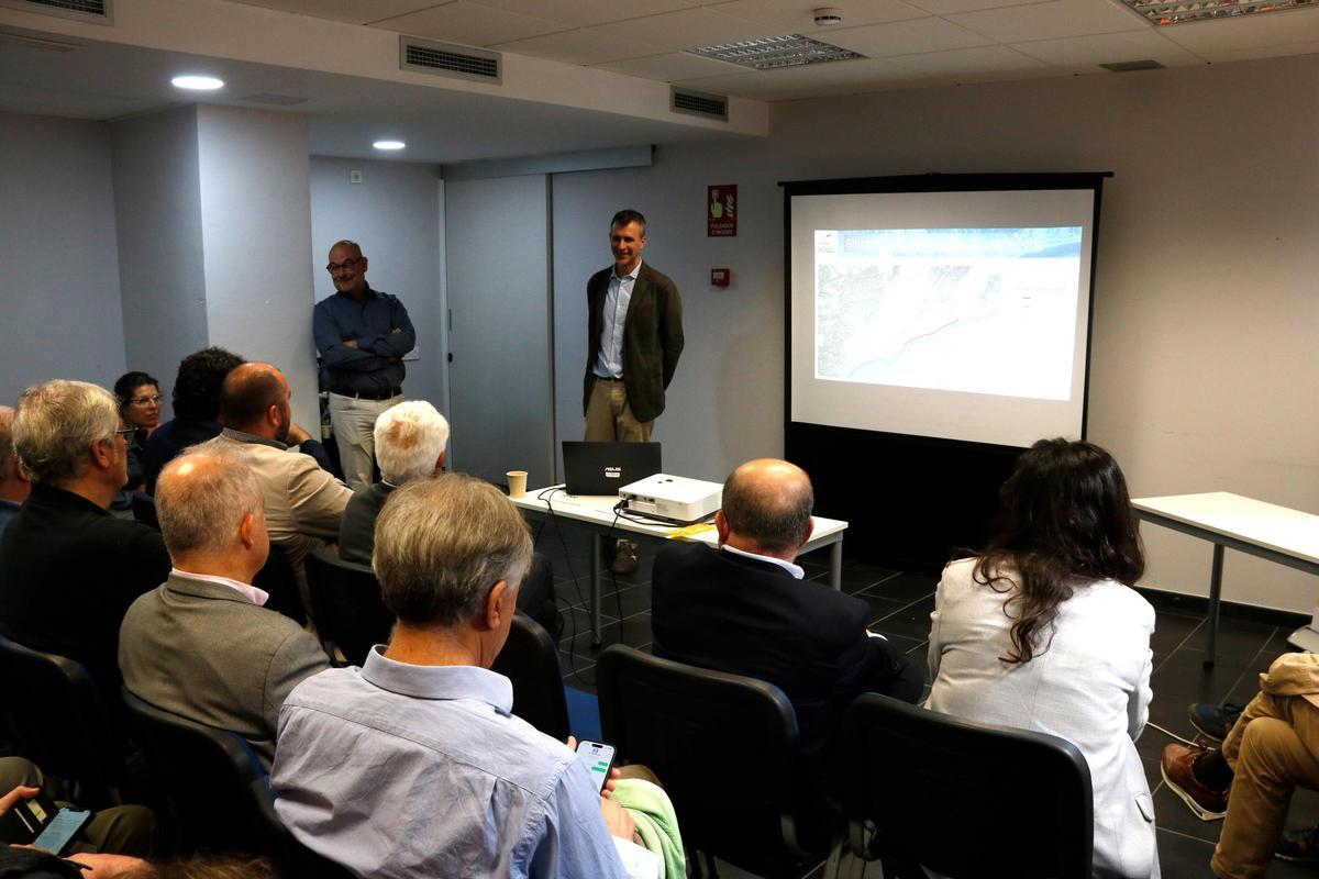Efraín Larrea, ingeniero y coordinador del estudio de Mcrit y Mercaderies per l'Interior, en el acto en Pimec Tarragona de este martes.