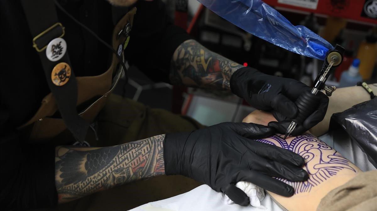 zentauroepp46965589 barcelona 14 02 2019 on barcelona tatuajes estudio eclipse t200110191354 zentauroepp46965589 barcelona 14 02 2019 on barcelona tatuajes estudio eclipse t200110191354