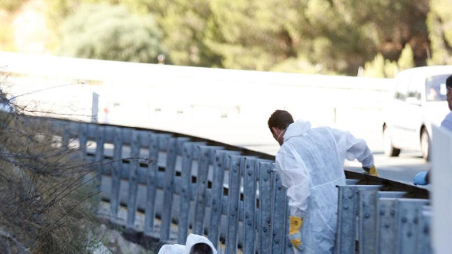 Hallan muerto a un hombre en la cuneta del Puerto de la Cadena