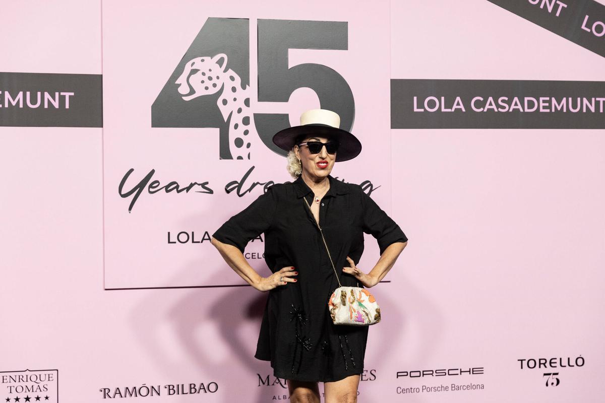 Desfile 45 aniversario de Lola Casademunt en la Llotja de Barcelona
