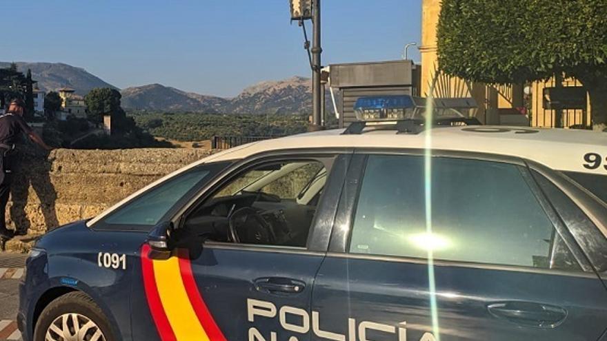 Vehículo de la Policía Nacional de Ronda, en una imagen de archivo